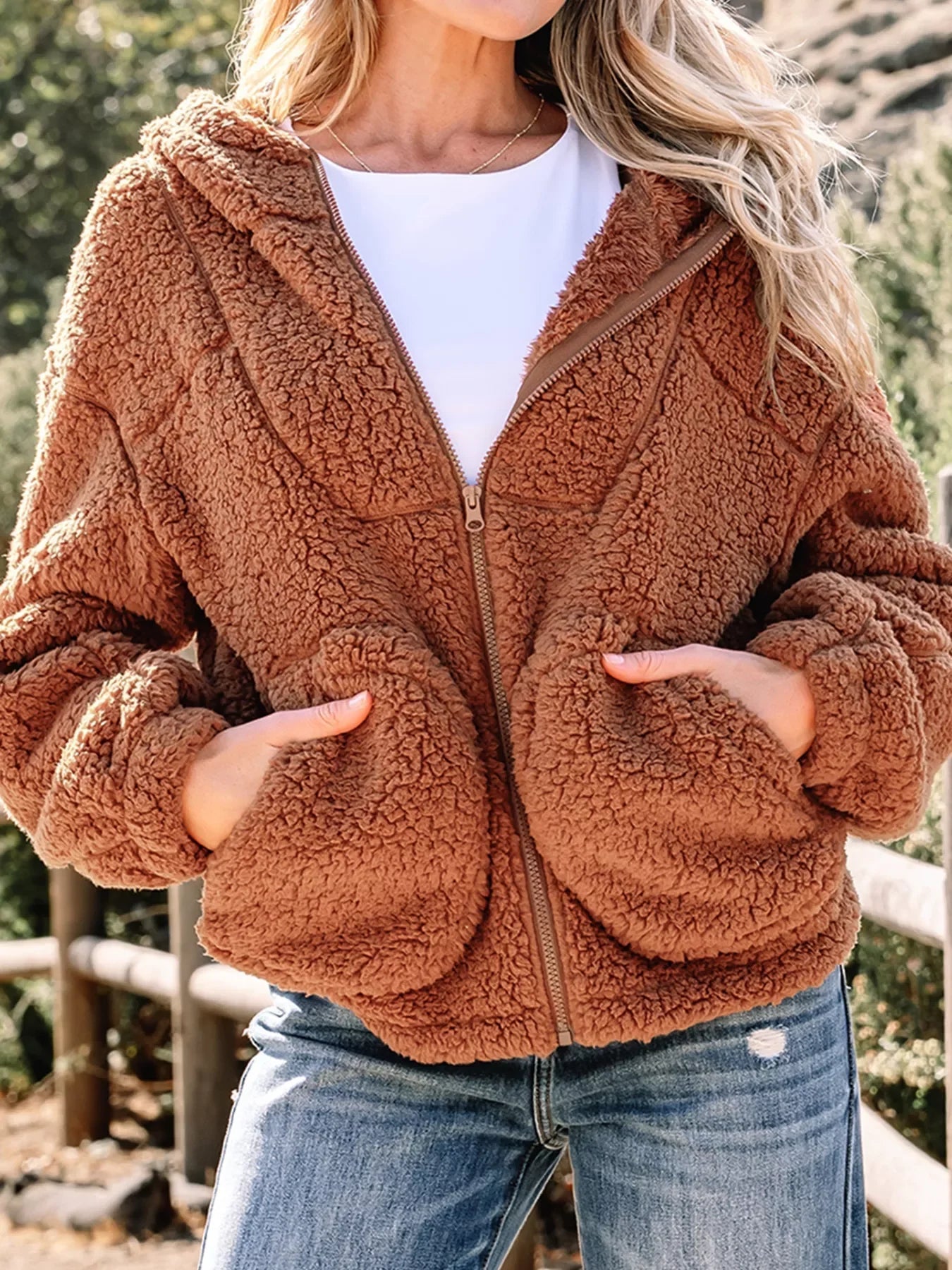 Women's Relaxed Fit Zip Up Jacket - Vonnera