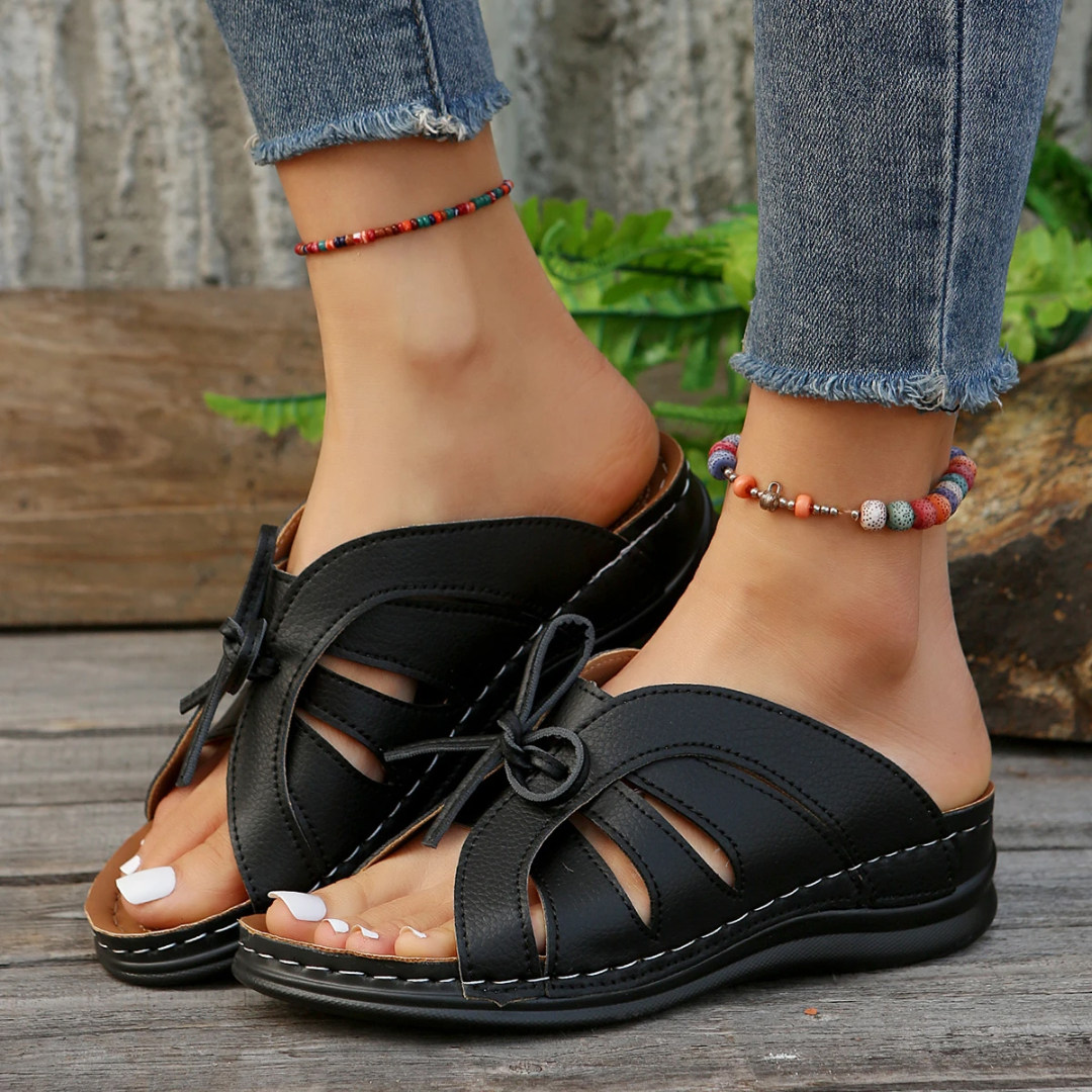 Scarlett Women's Flat Sandals