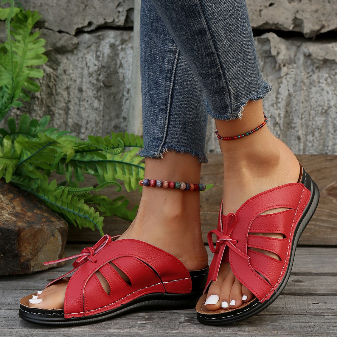 Scarlett Women's Flat Sandals