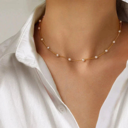 Gold Pearl Necklace - Vonnera