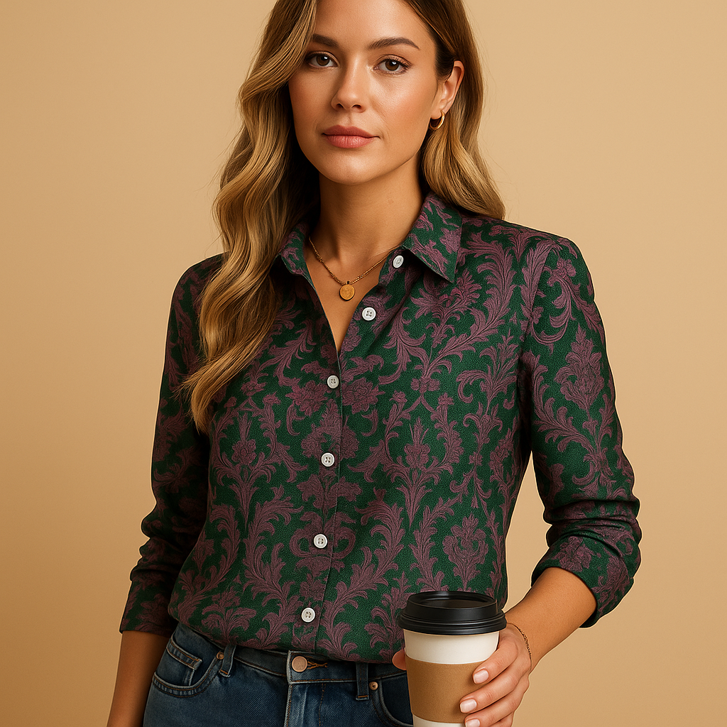 Women’s patterned blouse with a flattering and comfortable fit, designed for everyday wear and special occasions with a stylish look.