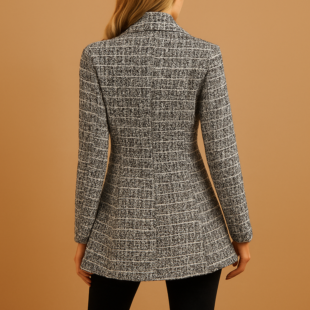 Women’s plaid tailored blazer with a fitted silhouette and timeless check pattern, perfect for work and chic casual looks.