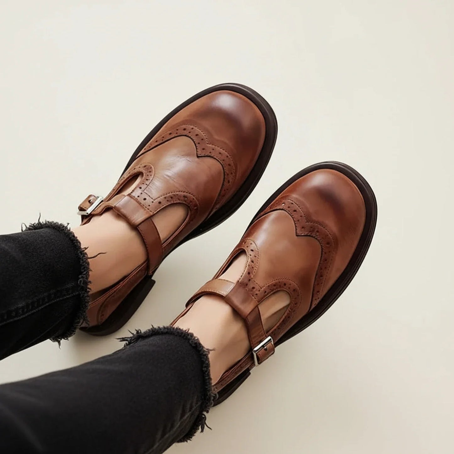 Women's Mary Jane T-Strap Shoes - Vonnera