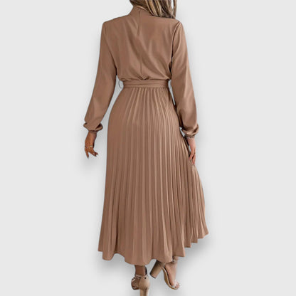 Elegant Women's Pleated Midi Dress