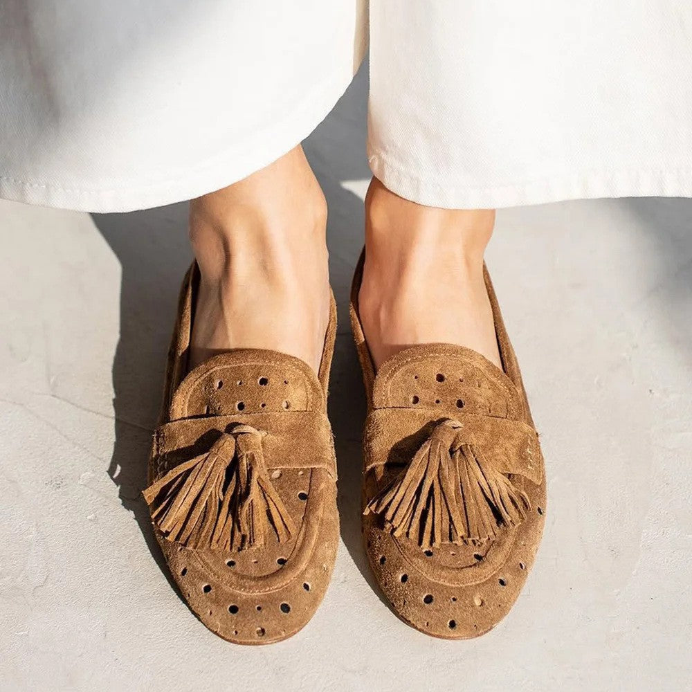 Women's Perforated Tassel Loafers - Vonnera