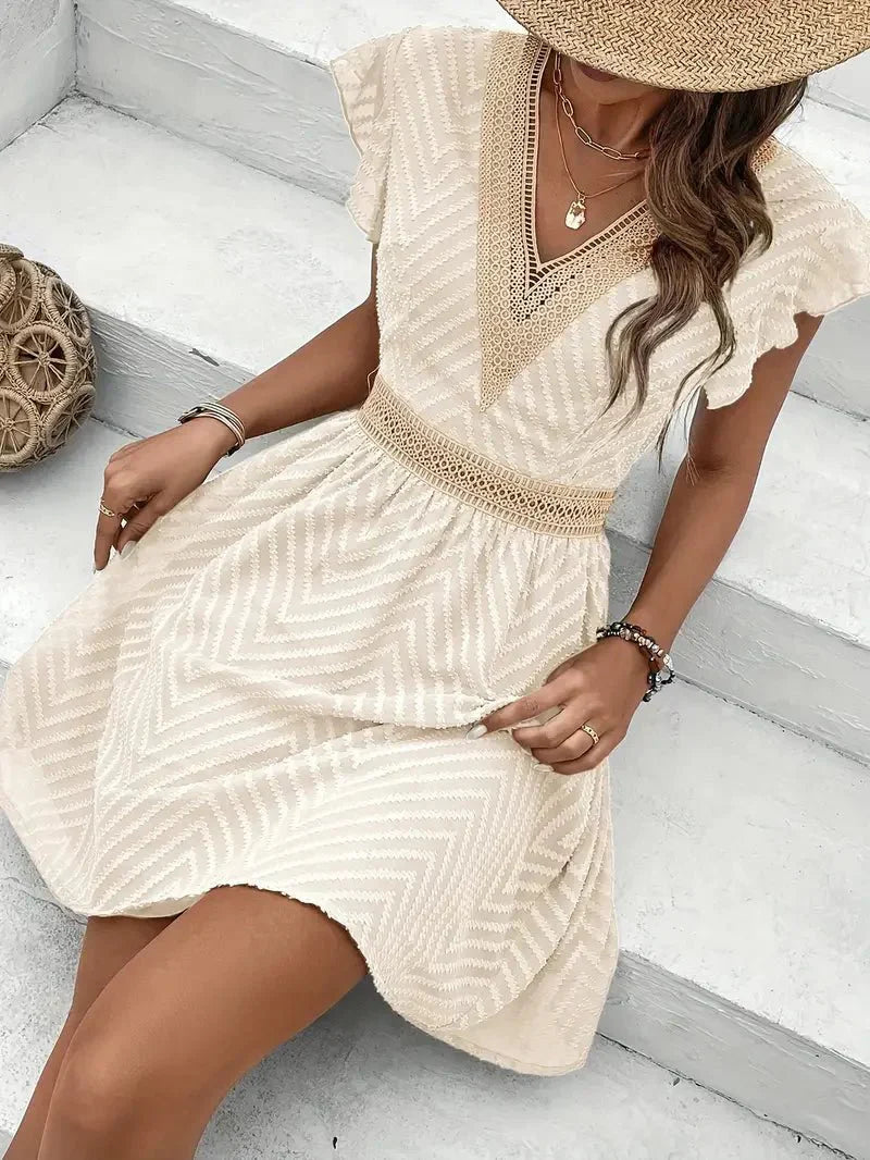 Women's Sweetheart Neckline Dress