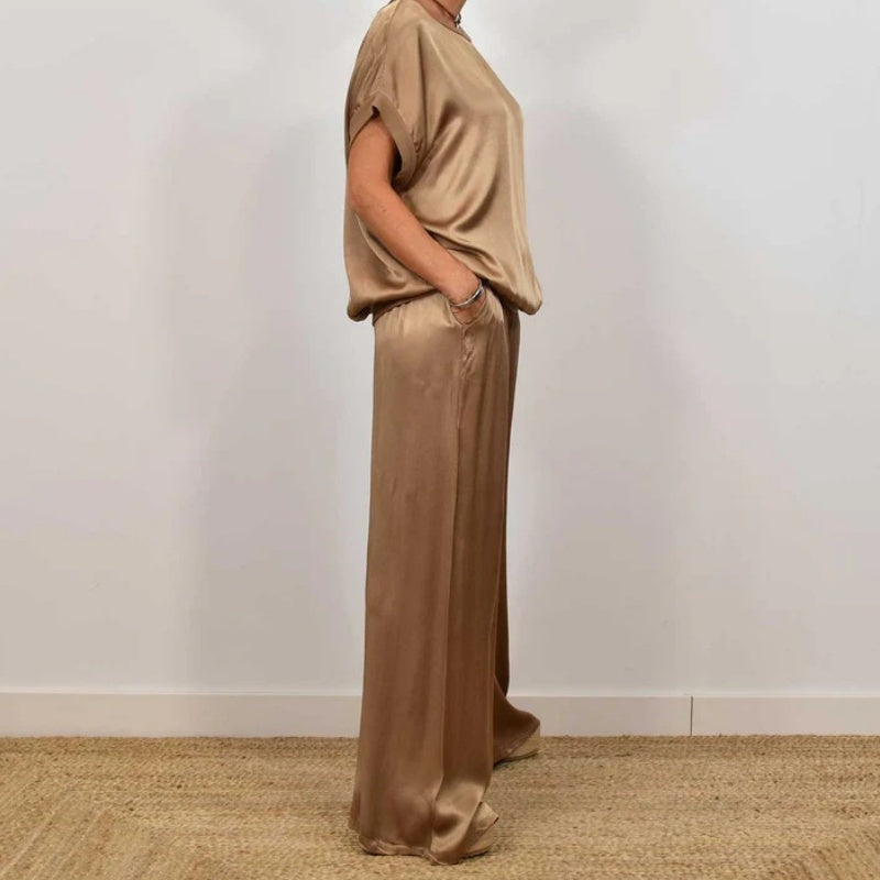 Women's Two Piece Relaxed Fit Set