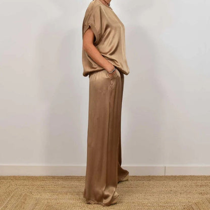 Women's Two Piece Relaxed Fit Set