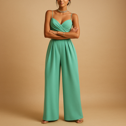 Woman wearing a summer casual jumpsuit with adjustable straps and a tailored fit, suitable for parties, day outings, and warm evenings.