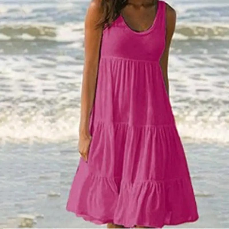 Women's Sleeveless Scoop Neck Dress with Side Pockets