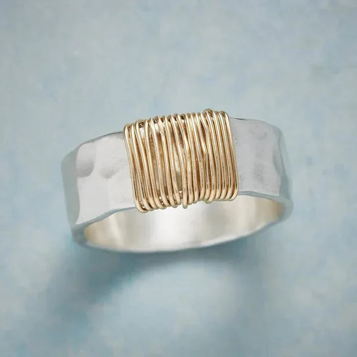 Vintage Gold Thread Ring - Vonnera