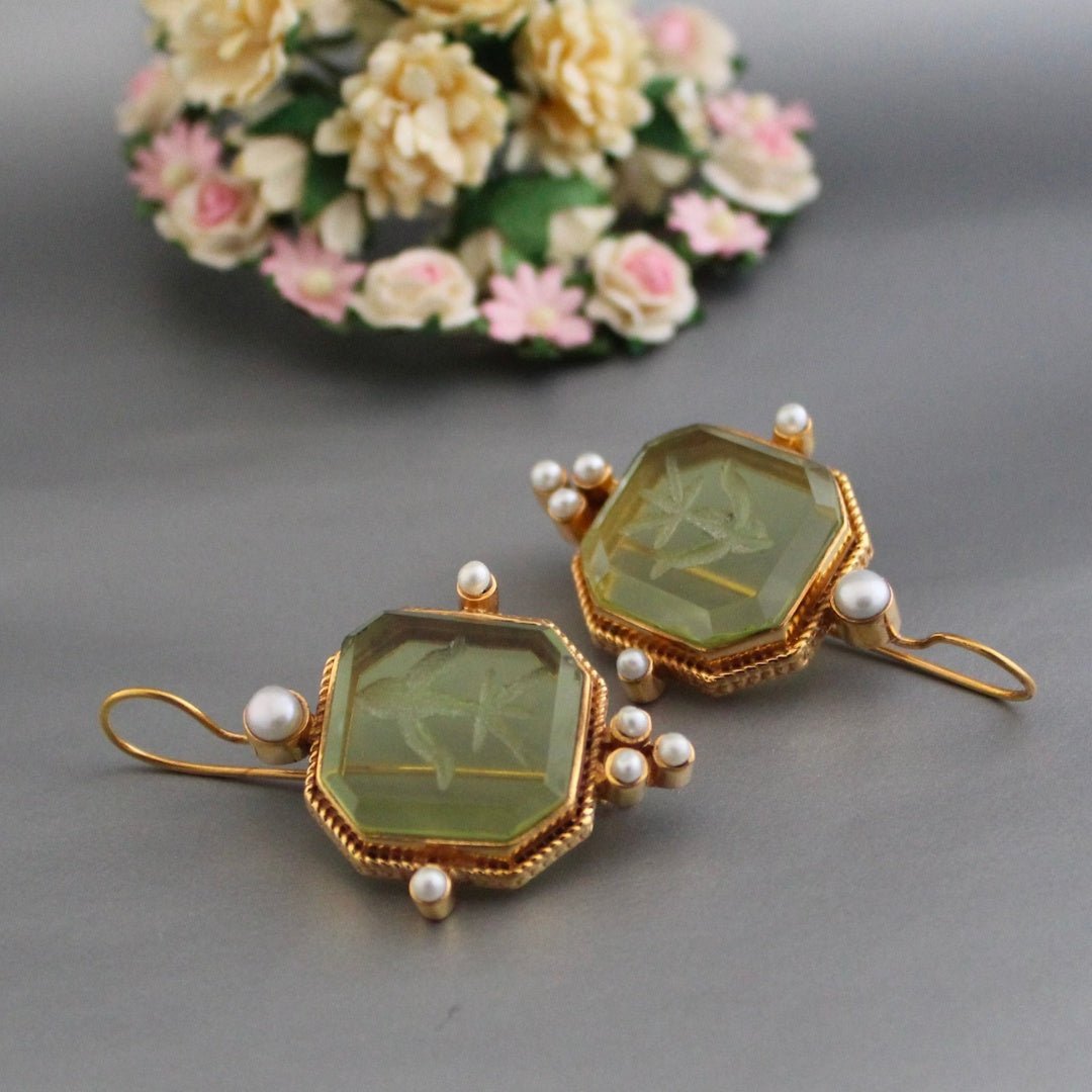 Vivara Vintage Pearl Earrings Green