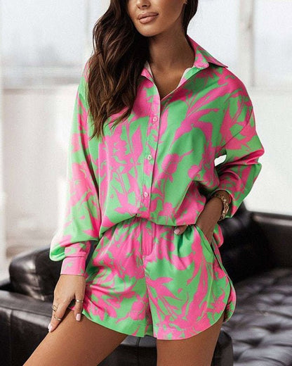 Image of Violet | Women's Floral Print Relaxed Fit Two-Piece Set