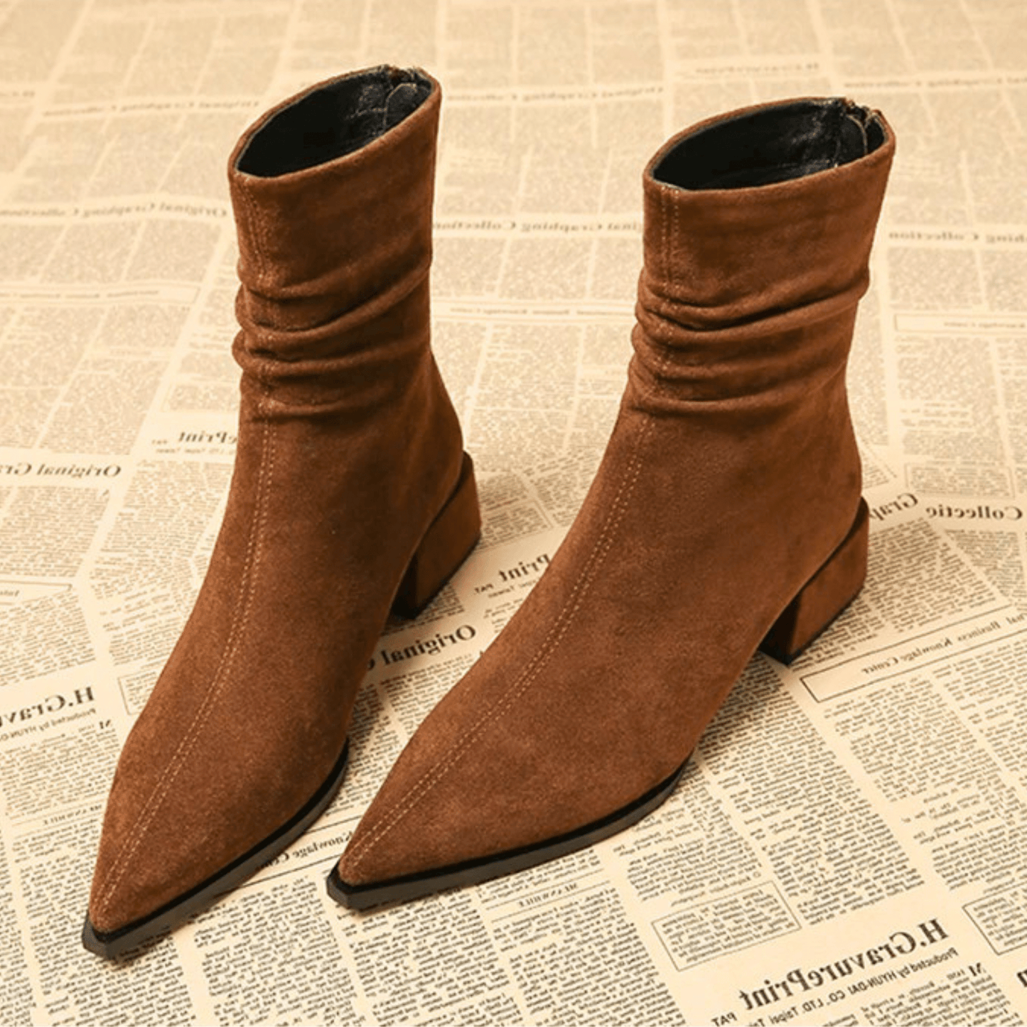Women's Pointed Toe Boots Folded Upper Detail - Vonnera