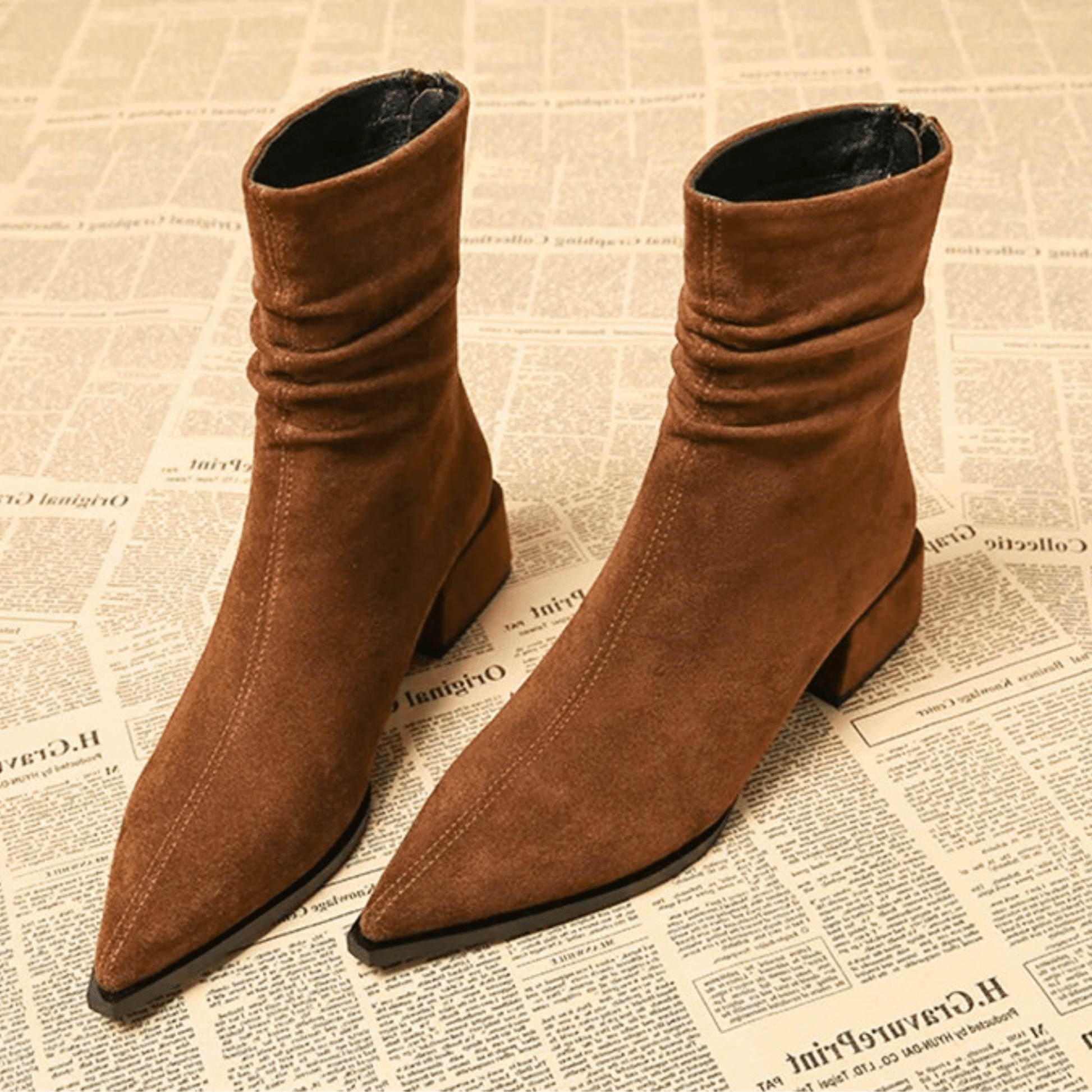 Women's Pointed Toe Boots Folded Upper Detail - Vonnera