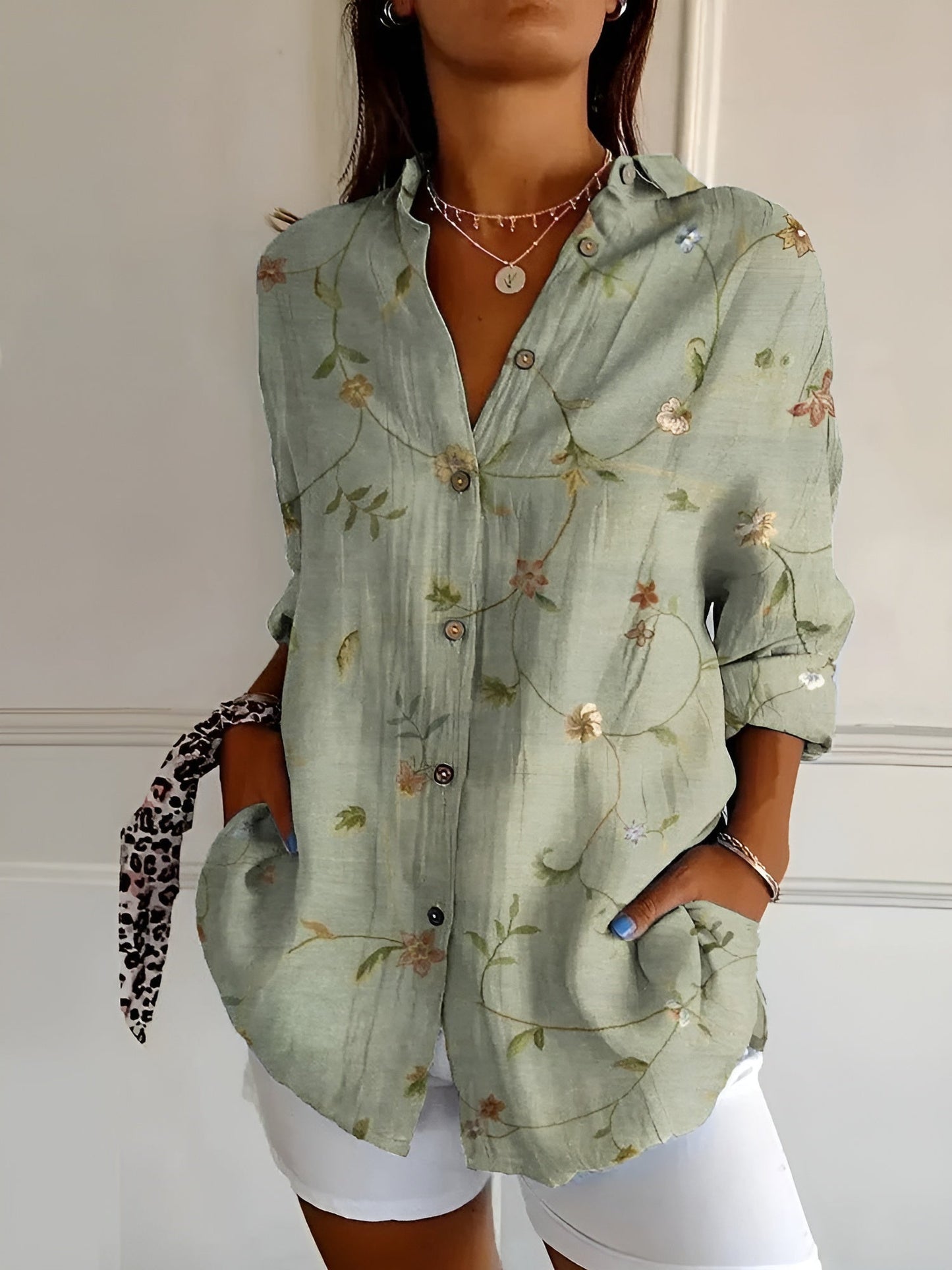 Women's Button-Up Shirt - Vonnera